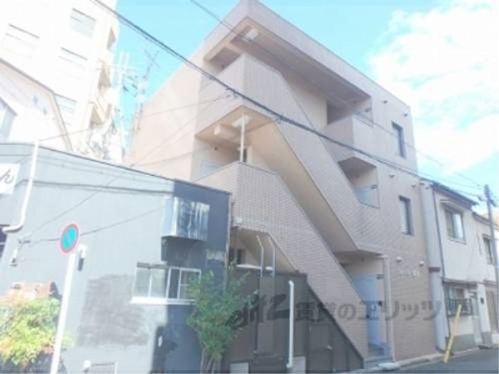 ソレーユー藤井102の外観