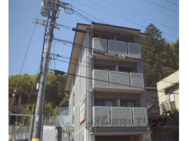UNISIDEVan102の外観