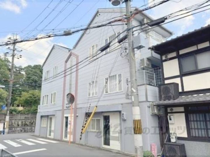 カステロレヴィPART?201の外観