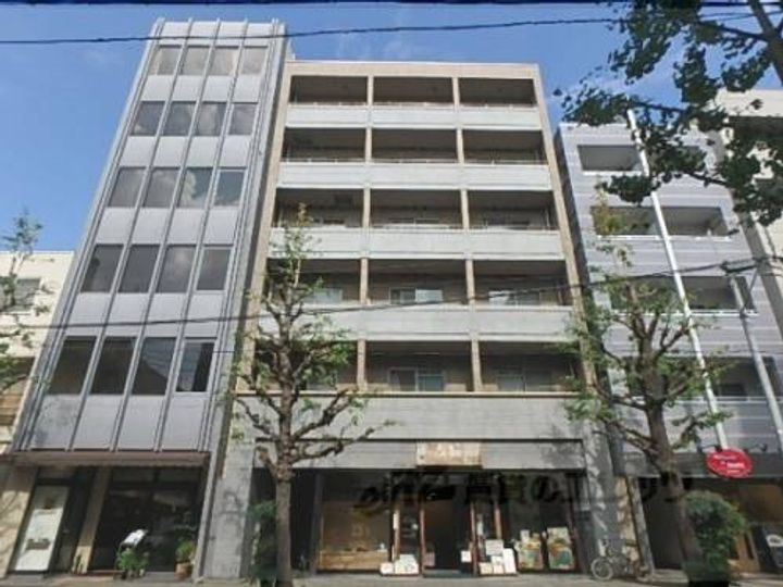 二条CUBE208の外観