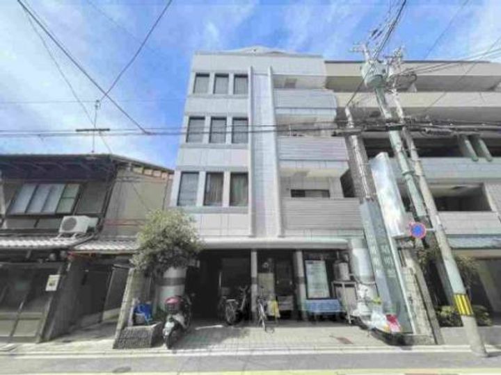 プラザ晴明館101の外観