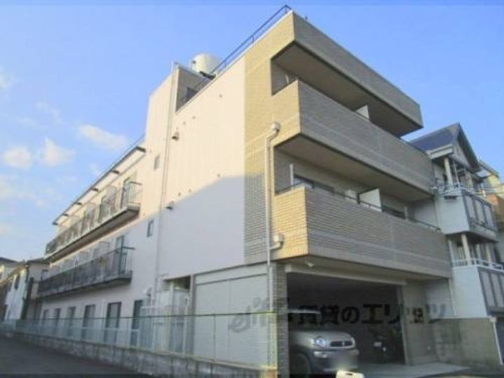 ドムス松ヶ崎105の外観