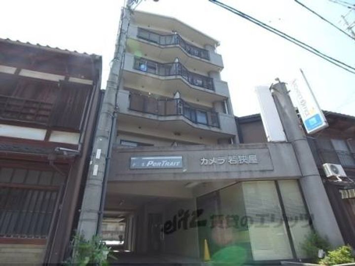 ドエルポートレート301の外観