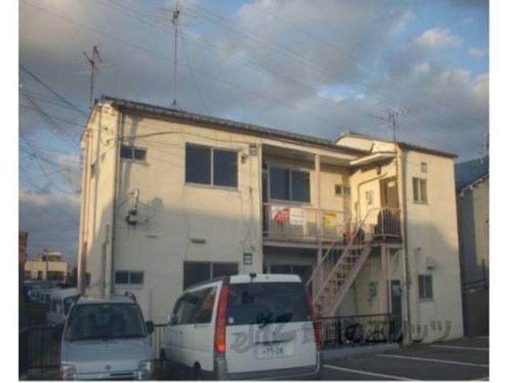 芦山荘5の外観