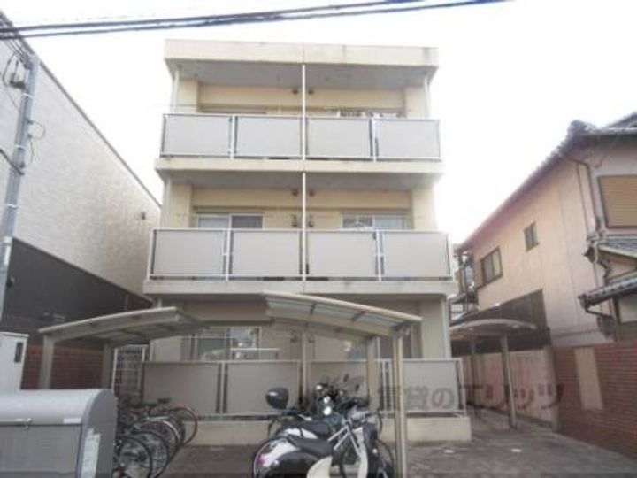 ベルヴィ大津107の外観