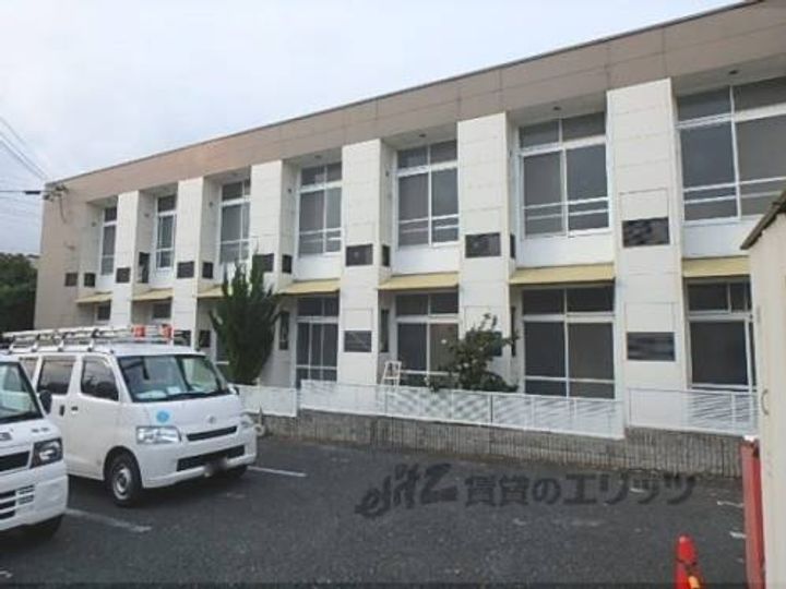 リベルテ木幡駅前の外観