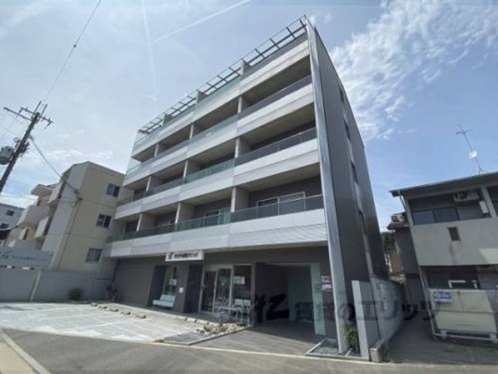 シルクシティ花・紫明211の外観