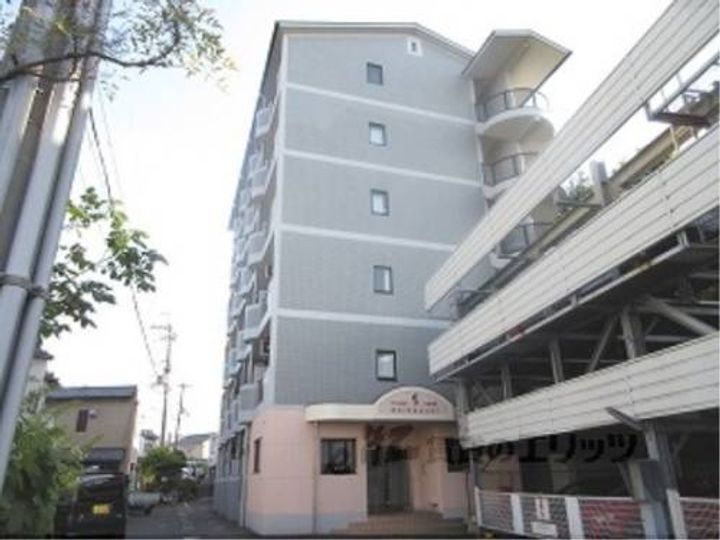 マンション白?の外観