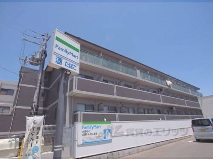 クオリカ西京極うまづか408の外観