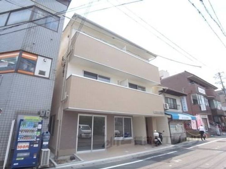 KAMIKATSURA ARCUSの外観