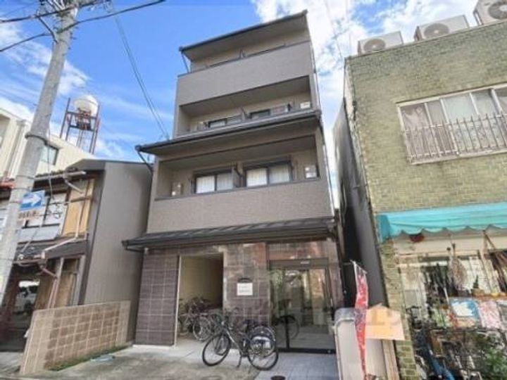 アークリード北野白梅町403の外観