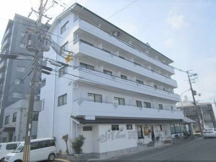 アザレアマンション306の外観