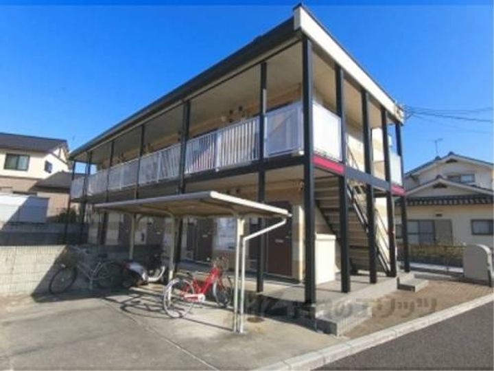 レオパレスかじや101の外観