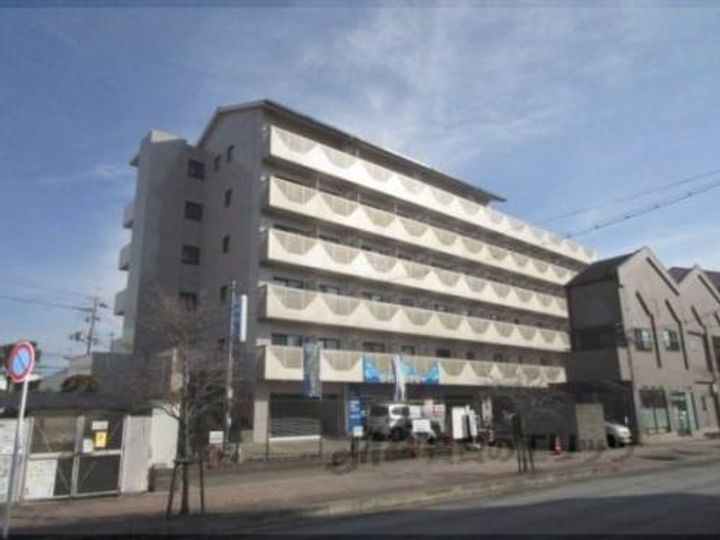 ネオパレス亀岡611の外観