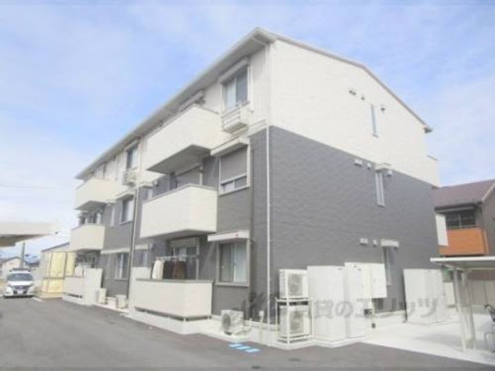 シャルム・リリー101の外観