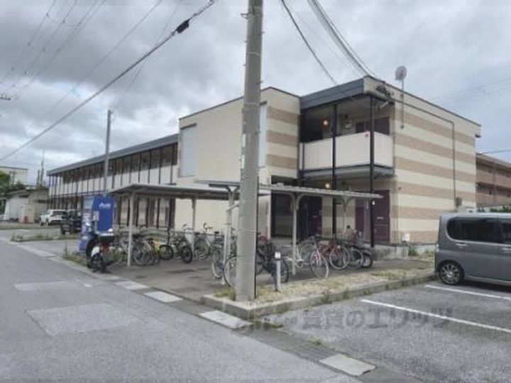 レオパレスレイクサイド ライフ104の外観