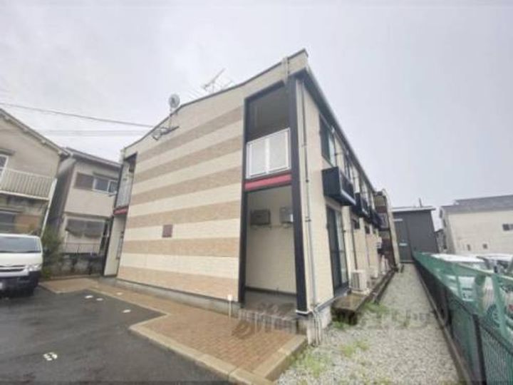 レオパレスプルメリア101の外観