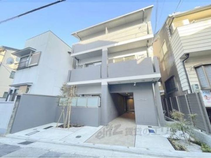 Monterosso京大前304の外観