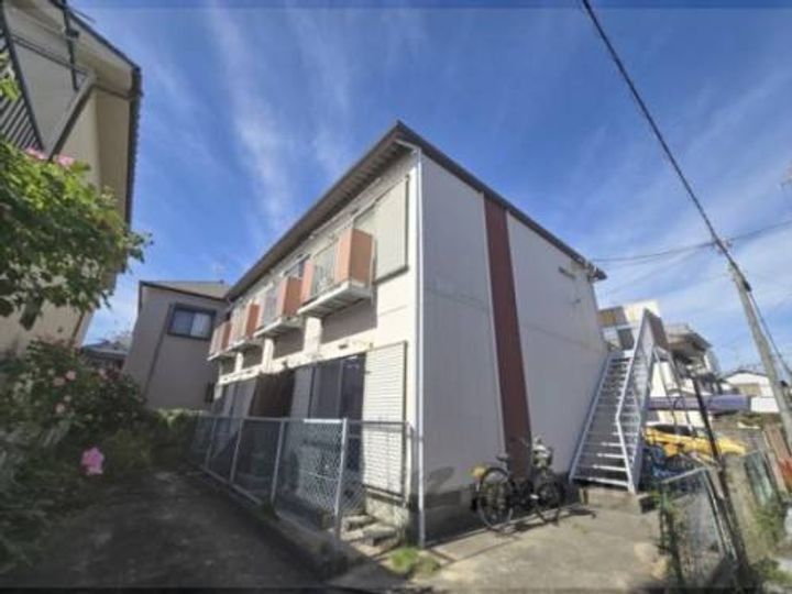 本町ハイツの外観