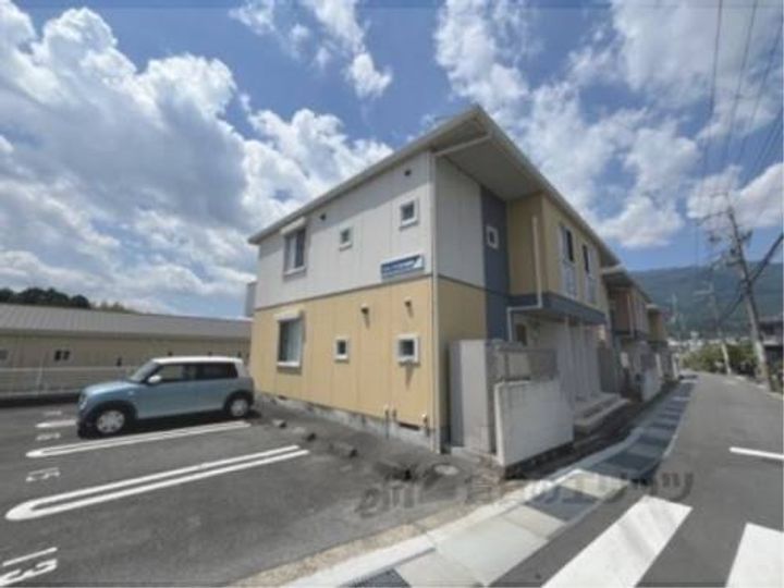 ラフィーネ三室参番館Aの外観