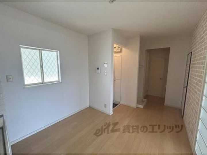 グリーンシャトー2-Bの玄関