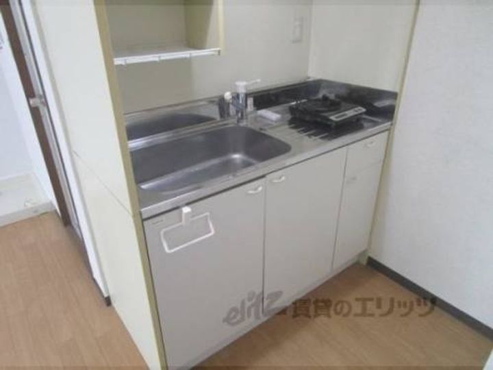 ナイズ夷川301のキッチン
