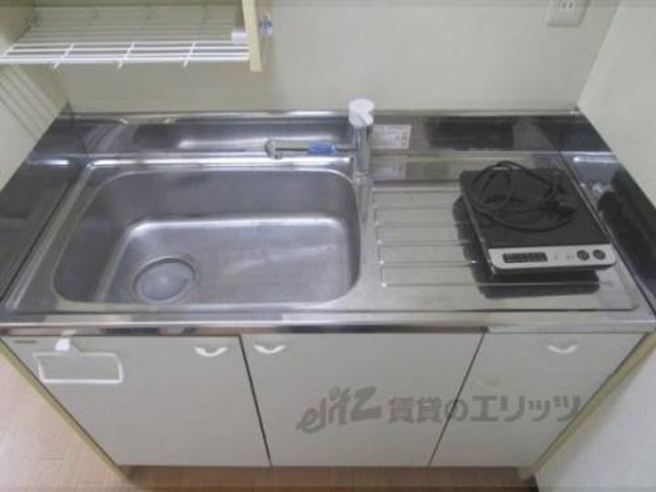 ナイズ夷川301のキッチン