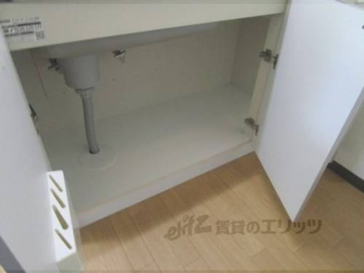 ナイズ夷川301のキッチン