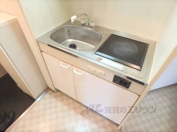 ルシエール四ノ宮403のキッチン