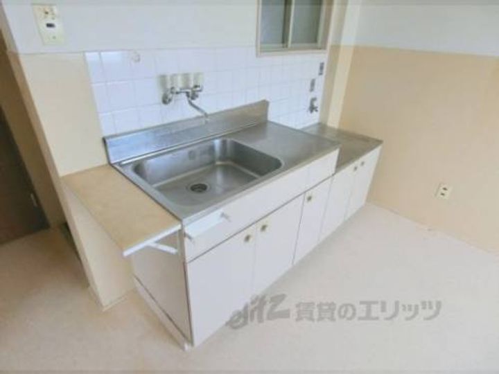 御土居マンション4F-13のキッチン