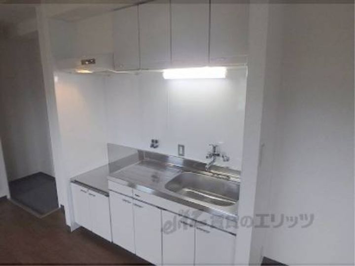 VIP岩屋ノ里208のキッチン