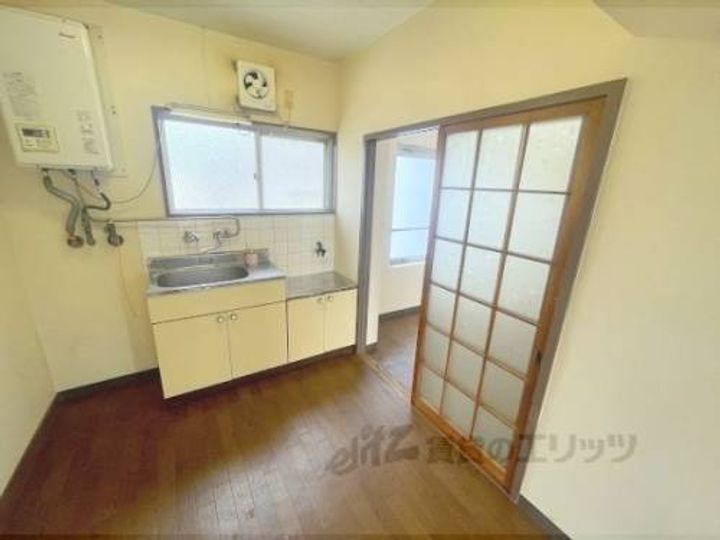 シャトー広見402のキッチン