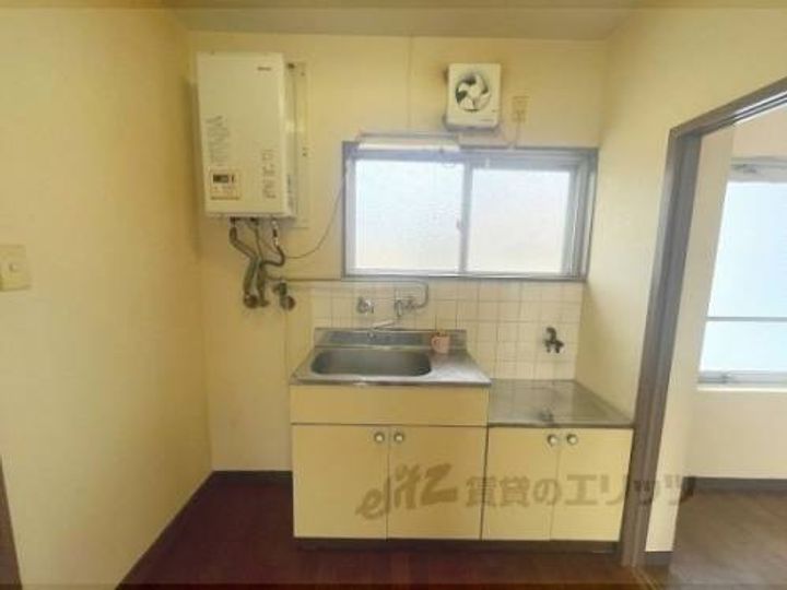 シャトー広見402のキッチン