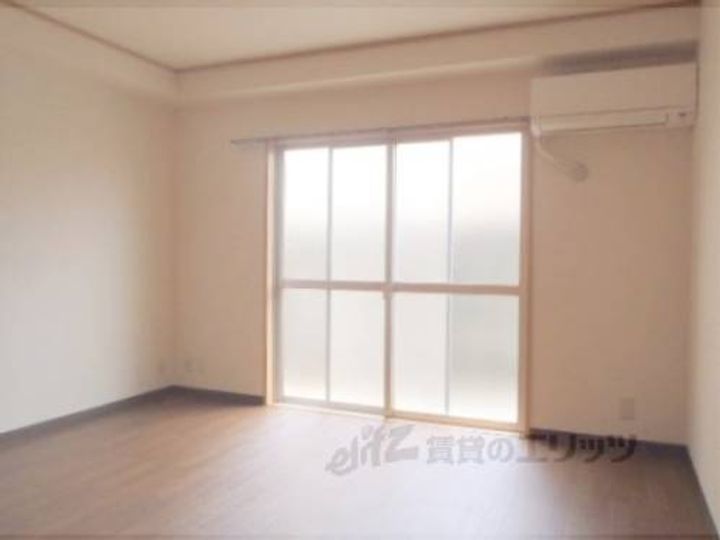 高橋マンション106の寝室