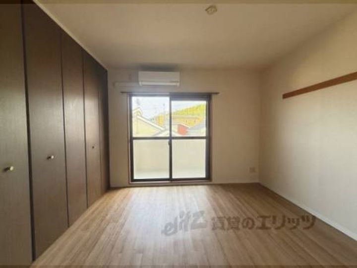 カ?ネルスタジオ2301の寝室