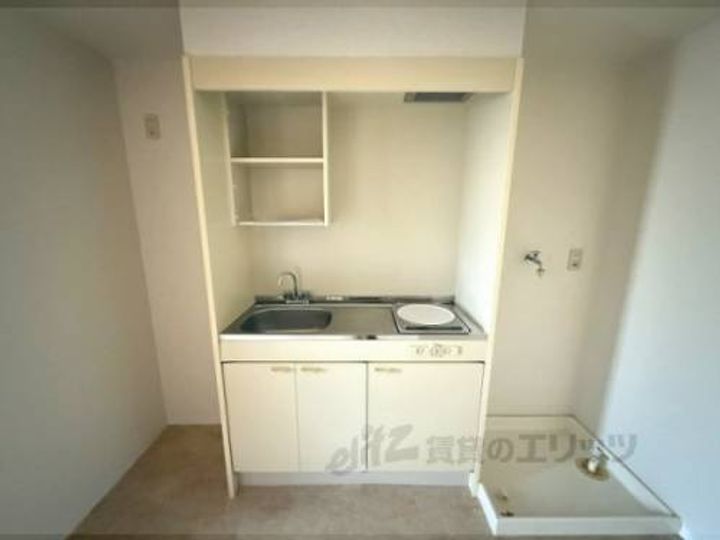 カ?ネルスタジオ2301のキッチン