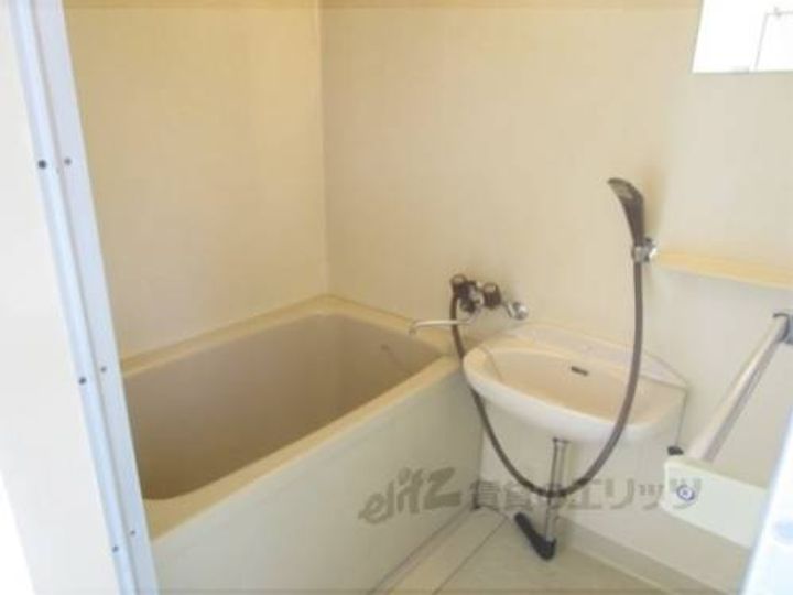 ネオハイム松尾301の風呂