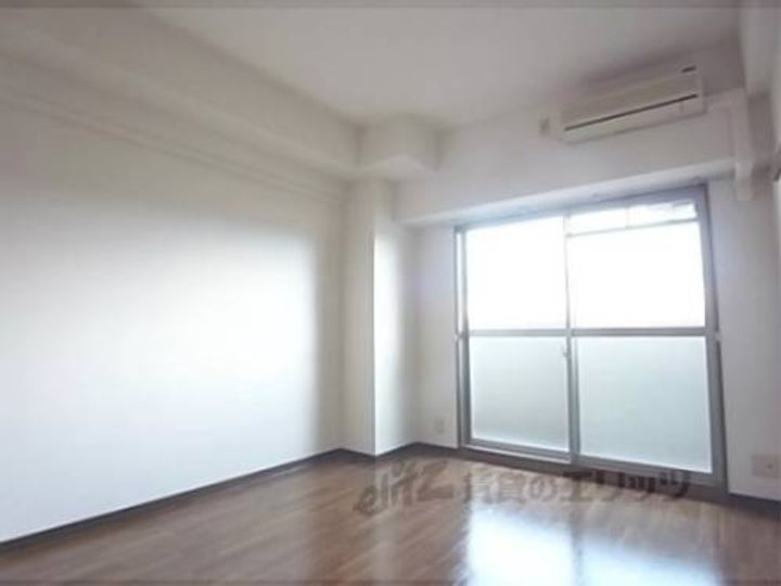 アルデール・B503の寝室