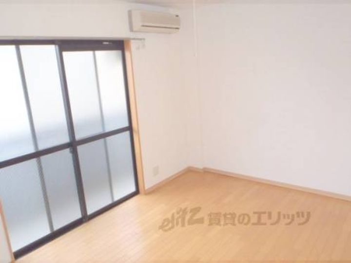 コーポ安田201の寝室