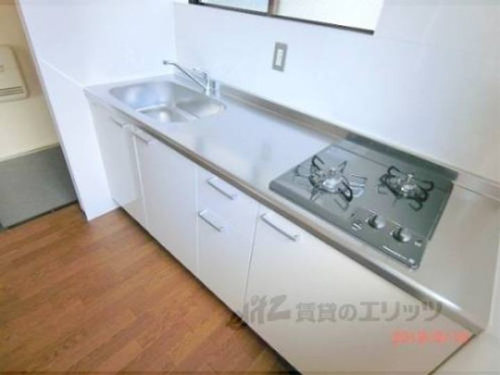 コスモ室町305のキッチン