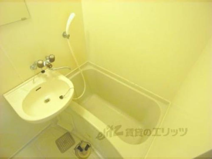 木全マンション101の風呂