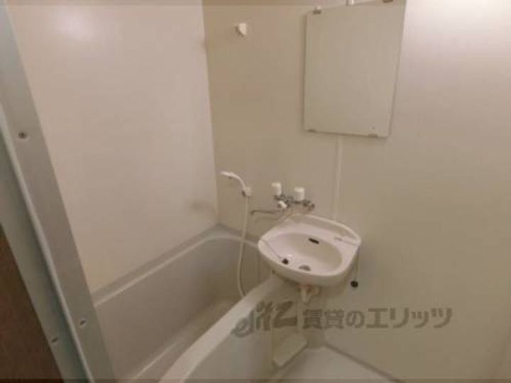 スクエア烏丸御池1102の風呂