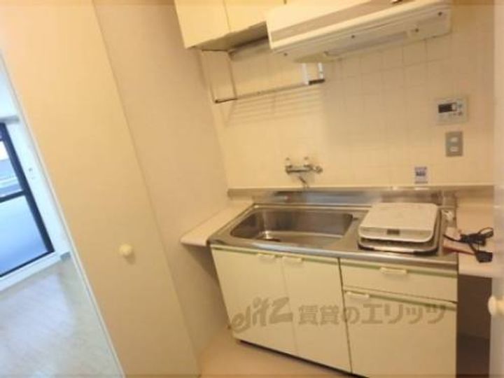 ダイヤモンドハウス西院N303のキッチン