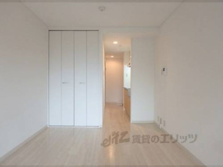 グローバル京都ビル403の寝室