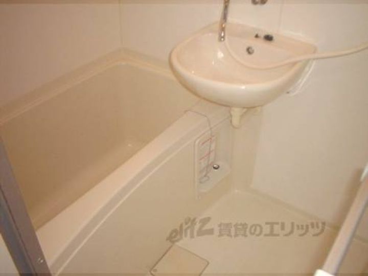 ラ・レジデンス・ペルシュワール306の風呂