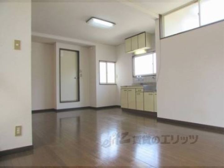 コーポ浄土寺203の寝室