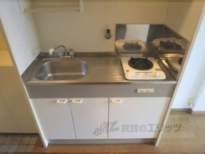 大徳寺温泉マンション203のキッチン