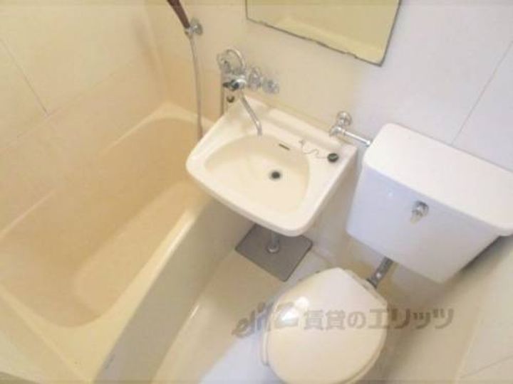 ジュネスドミール202の風呂