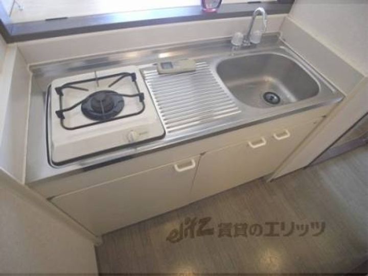 アパートメント宝ヶ池208のキッチン
