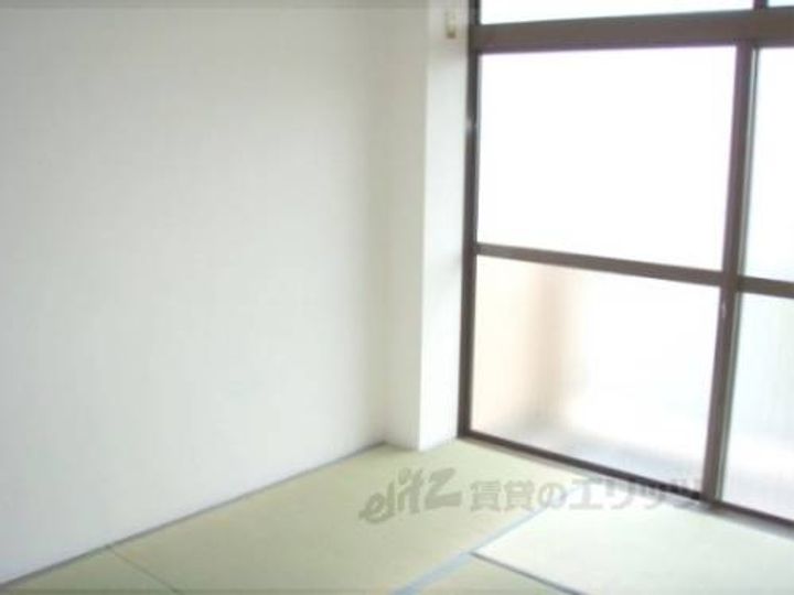 レジデンス菱屋301の寝室